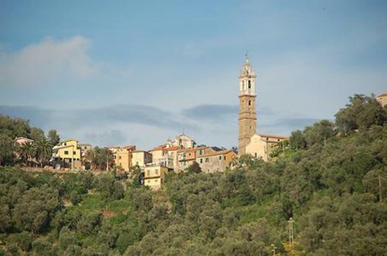 Vasia Chalet In Liguriaヴィラ エクステリア 写真