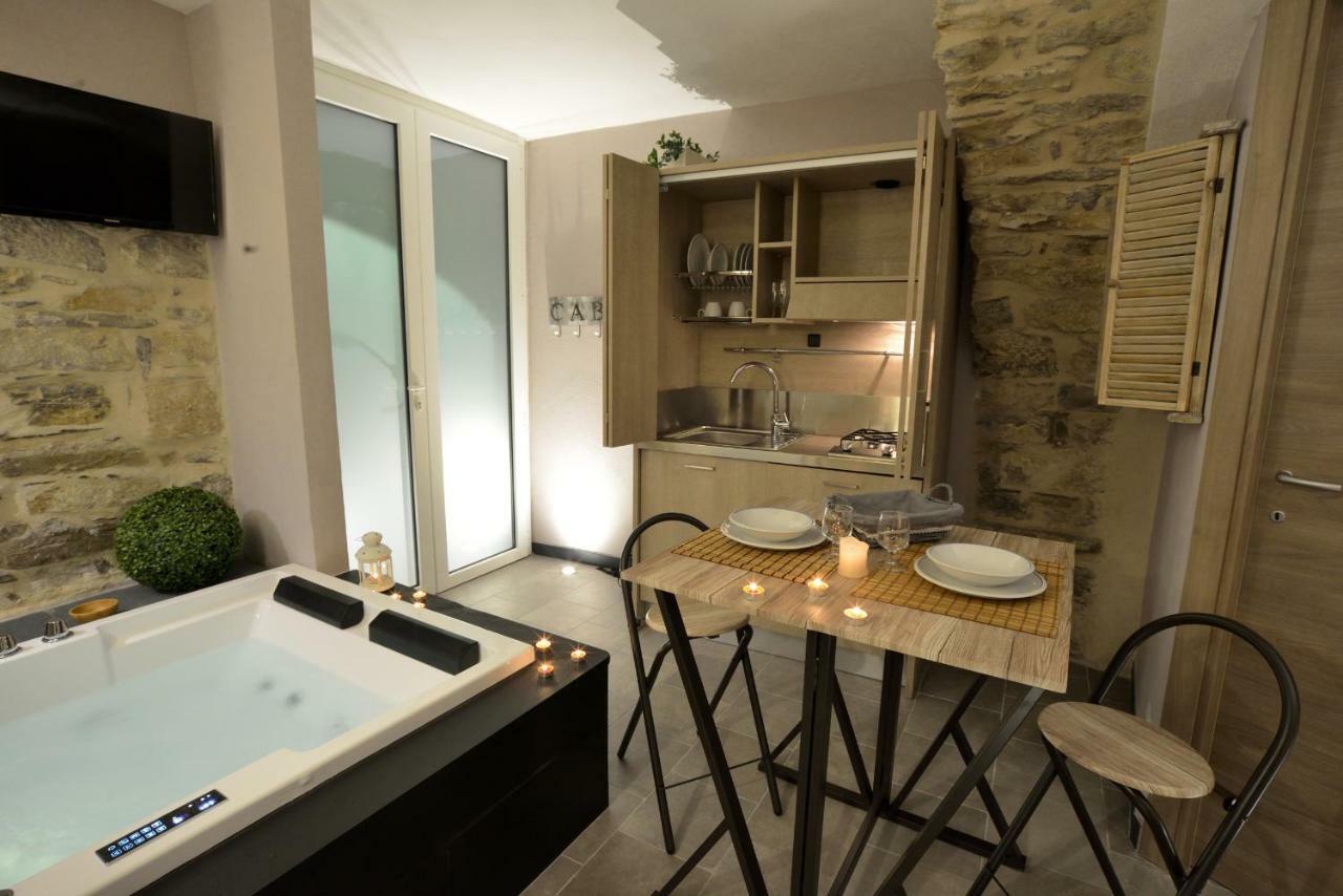 Vasia Chalet In Liguriaヴィラ エクステリア 写真