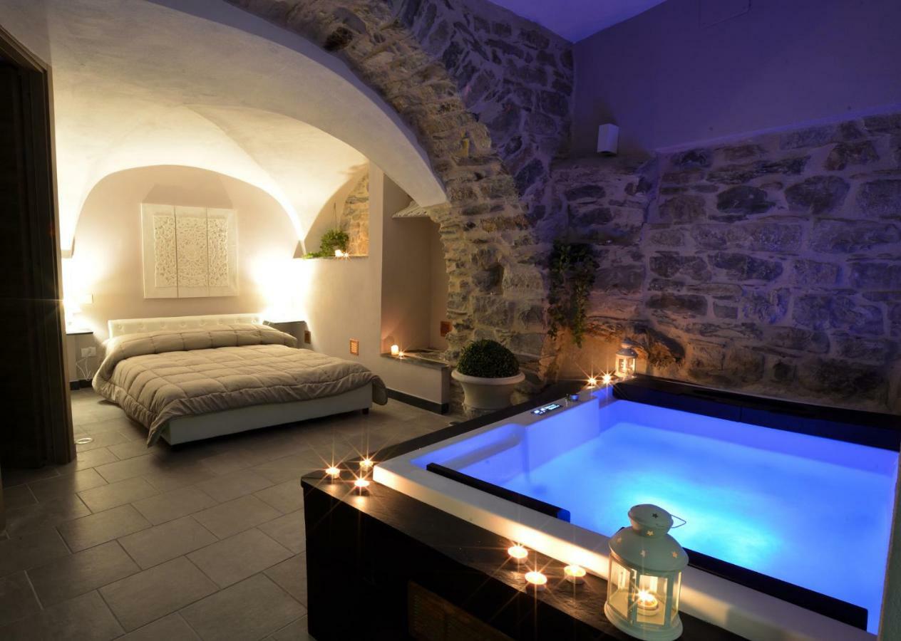 Vasia Chalet In Liguriaヴィラ エクステリア 写真