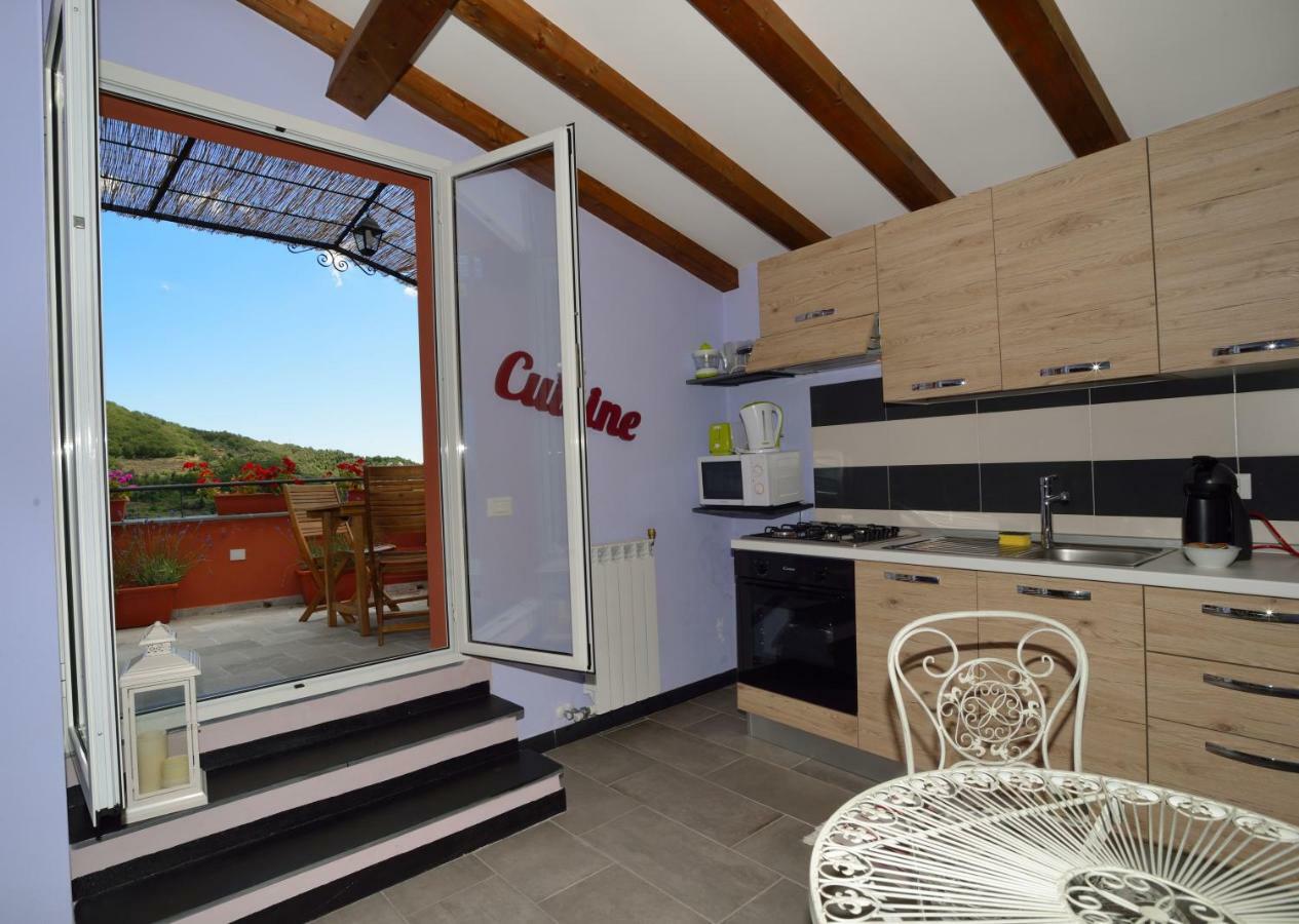 Vasia Chalet In Liguriaヴィラ エクステリア 写真