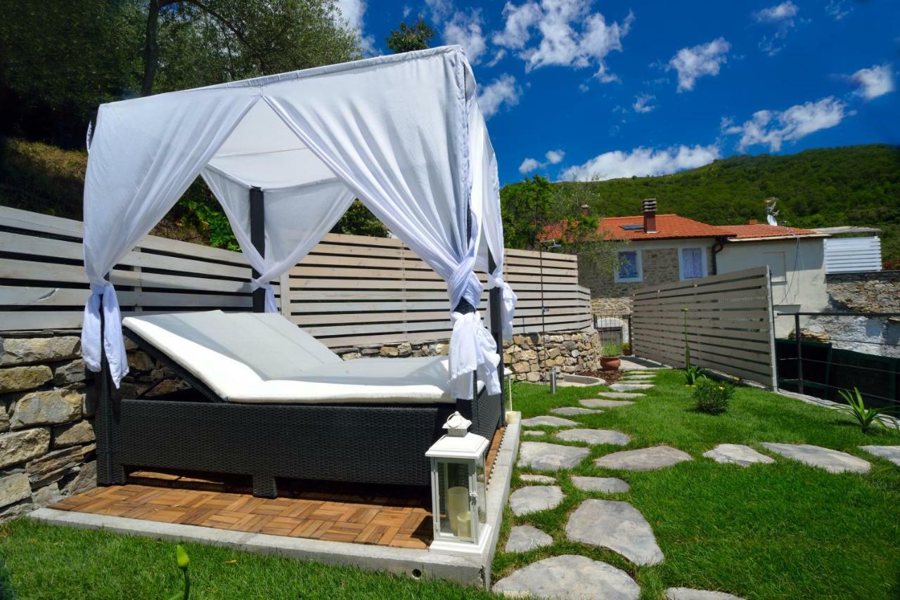 Vasia Chalet In Liguriaヴィラ エクステリア 写真