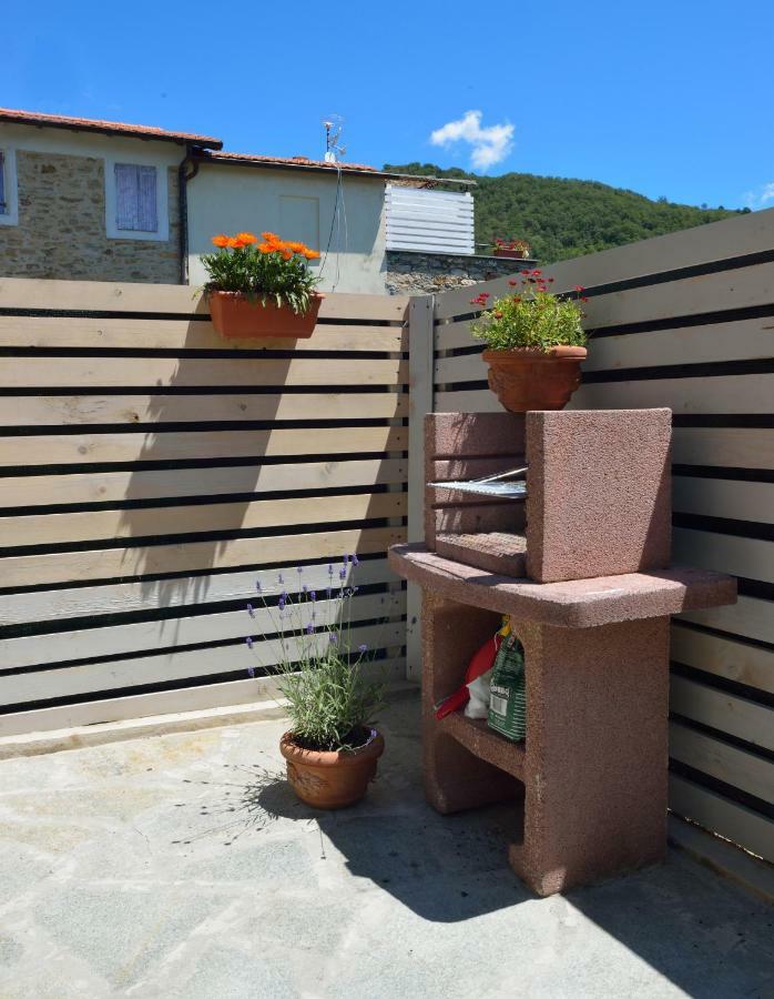 Vasia Chalet In Liguriaヴィラ エクステリア 写真